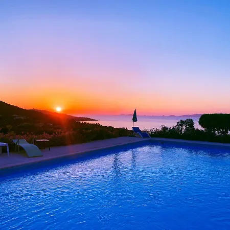 Celine Otel Coti-Chiavari (Corsica)