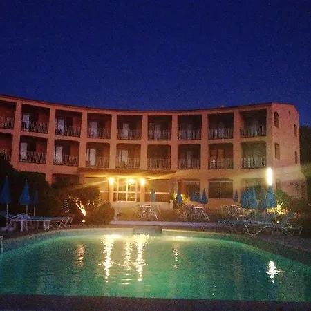 Celine Szálloda Coti-Chiavari