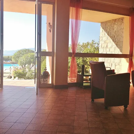 Celine Szálloda Coti-Chiavari