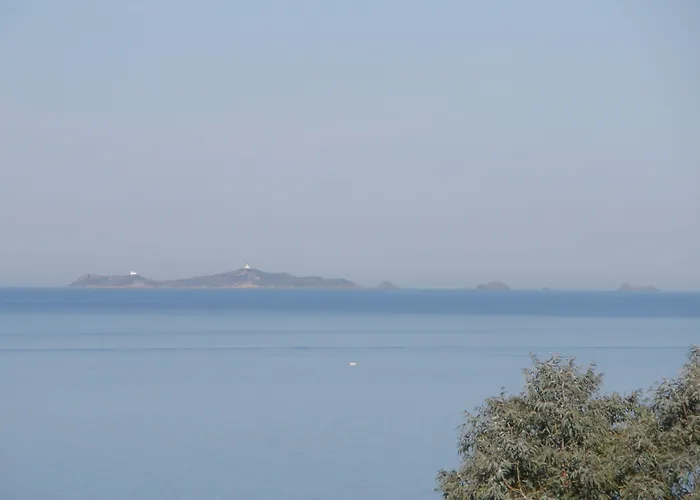 Celine 3* Coti-Chiavari (Corsica)